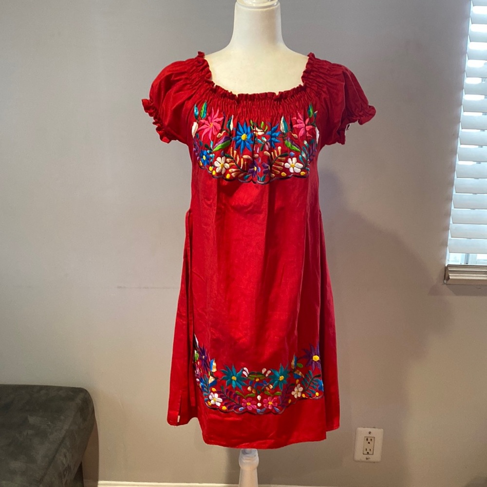 NWOT- Artisanal Mexican dress